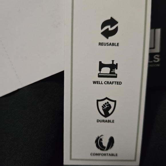 Essentials Softshell Jacket - Picture 4 of 5